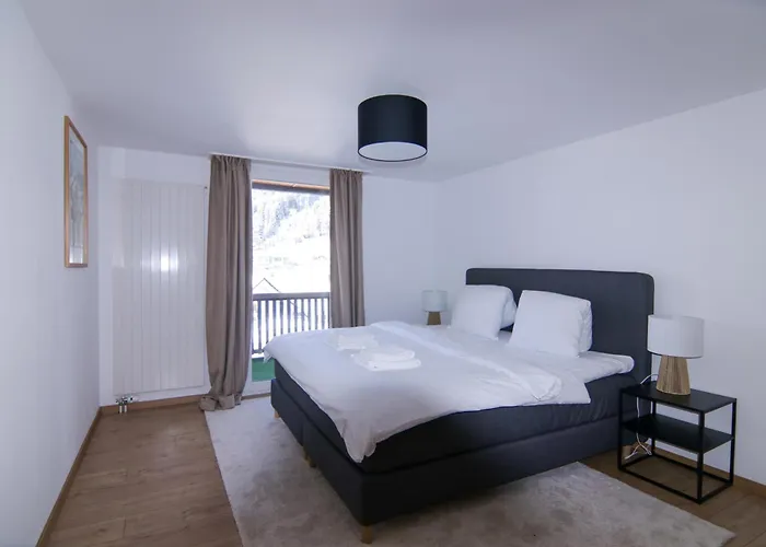 Hermann 3 By アパート アローザ